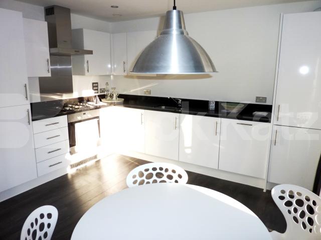 			NEW LUXURY INSTRUCTION!, 2 Bedroom, 1 bath, 1 reception Flat			 Chris Pullen Way, CALEDONIAN ROAD